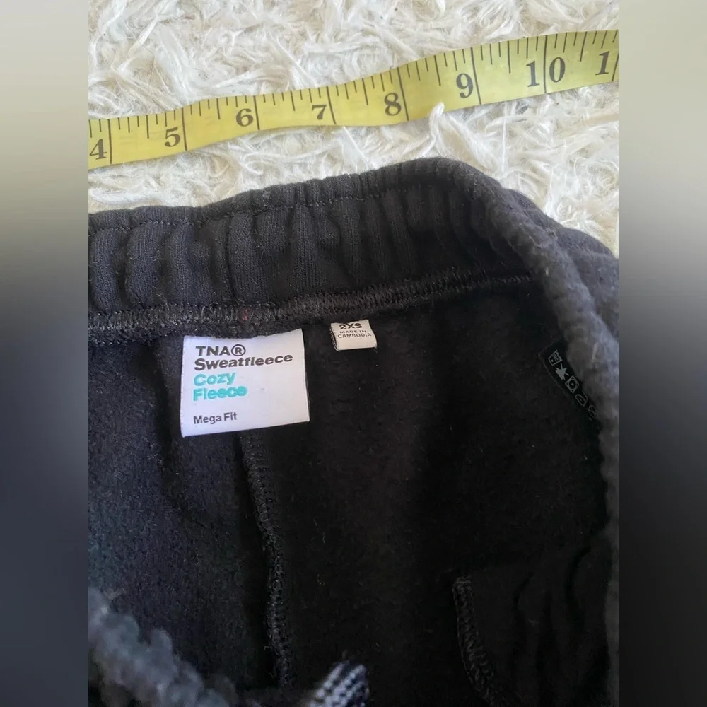 Aritzia Tna Cozy Fleece Mega Sweatpant™ - Picture 6 of 8